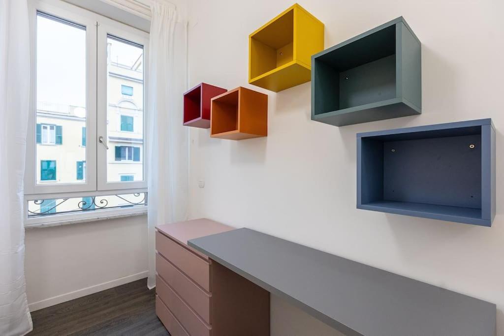 Apartment Elegant Near The Colosseum And Metro Rome