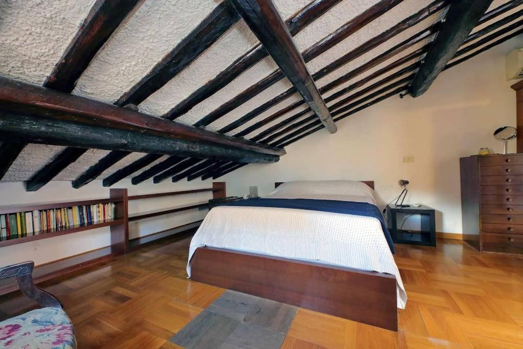 Monserrato2 Apartment
