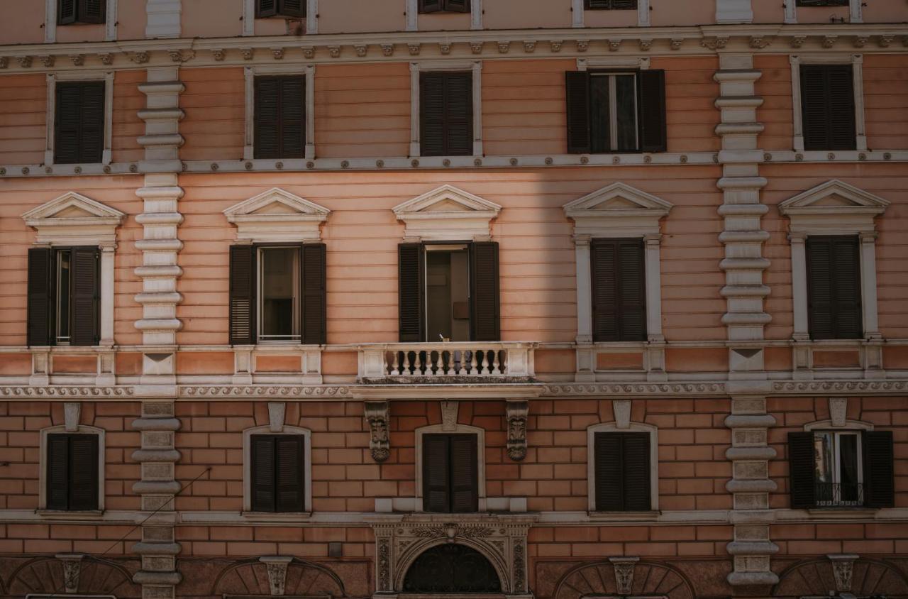 Elite Vatican Refuge * Rome
