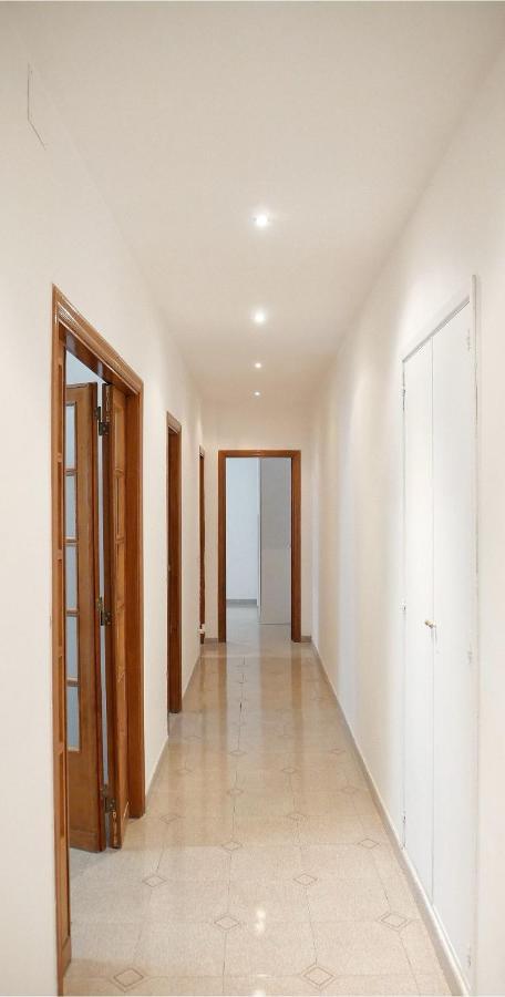 Aura Apartment *