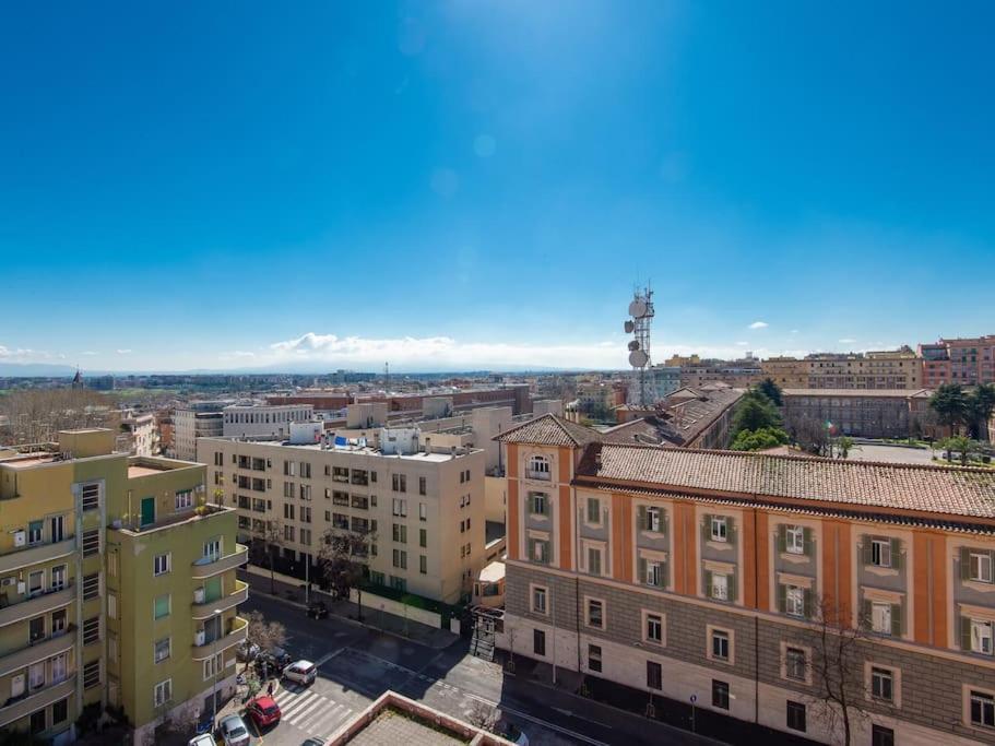 Bright Panorama Apartment Rome