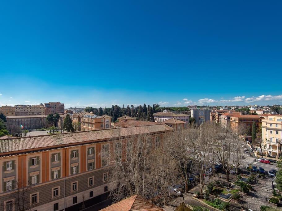 Bright Panorama Apartment Rome