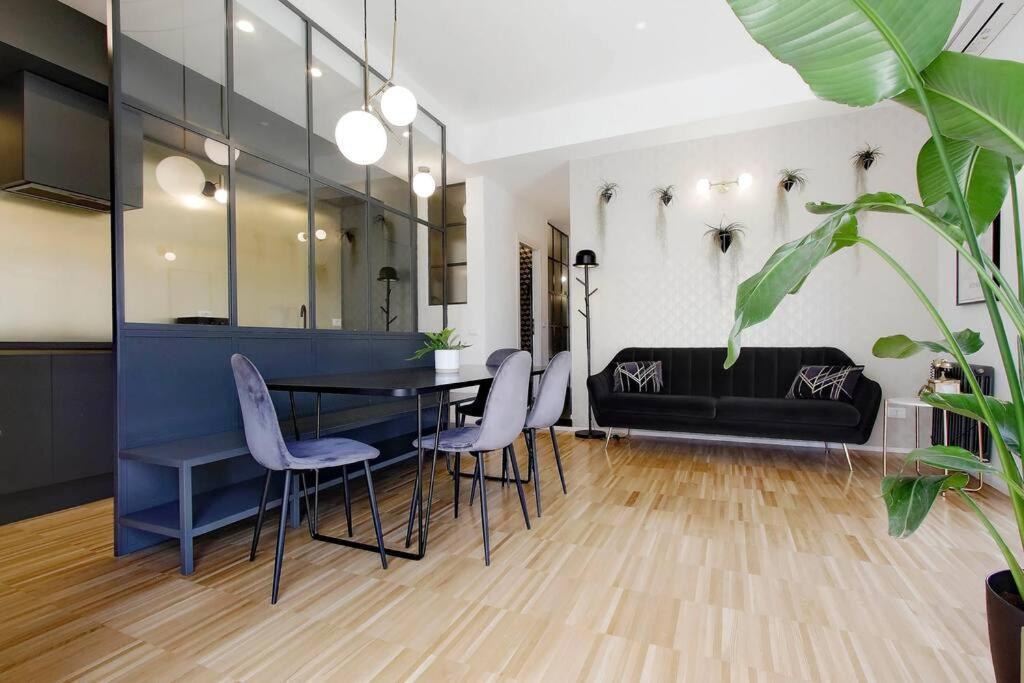 Ych Trilocale Finemente Arredato Vicino Metro Apartment