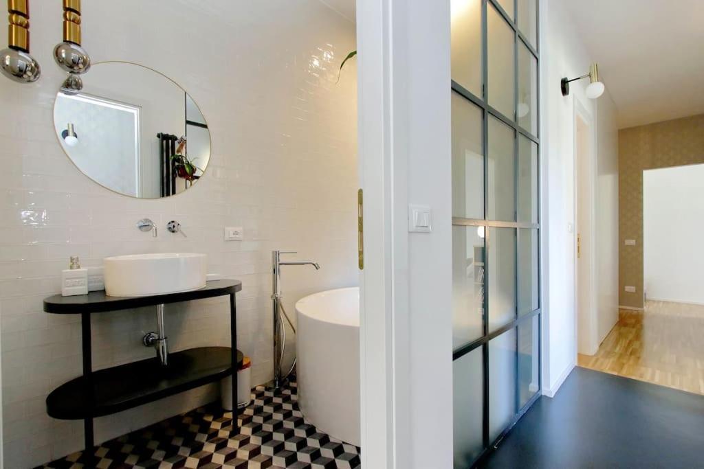 Apartment Ych Trilocale Finemente Arredato Vicino Metro