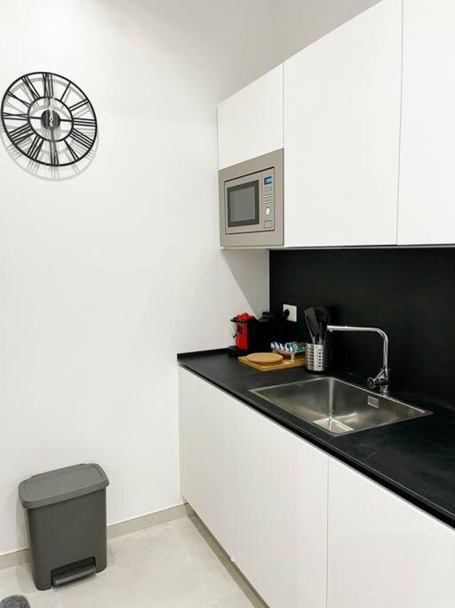 I Sanpietrini Vatican Apartment *