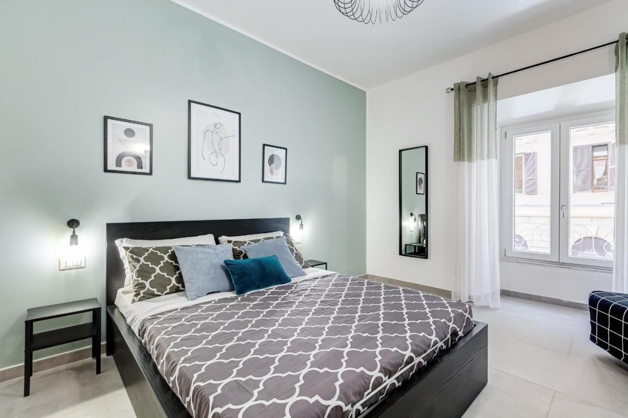 Bdc - Empire, Noble 3-bdr Apartment *