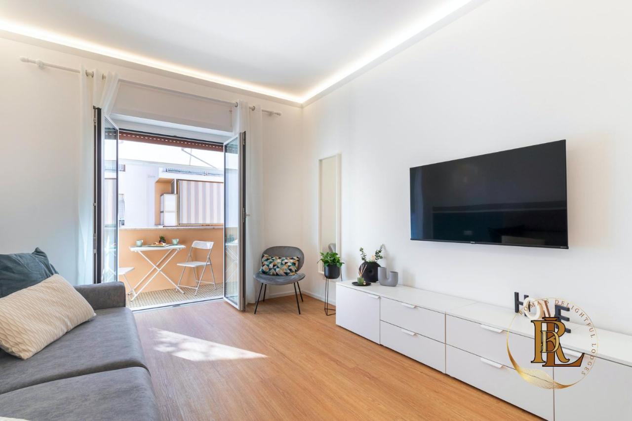 Apartment Silverius - Roma's Delightful *