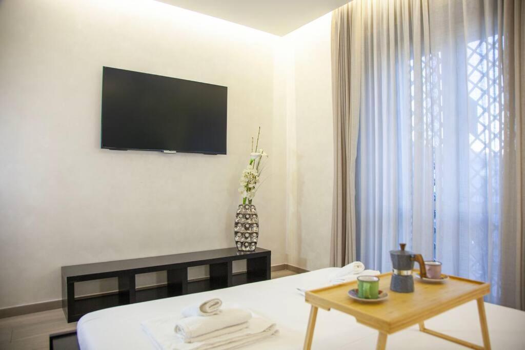 Chic And Elegant Near Metro Station * Rome