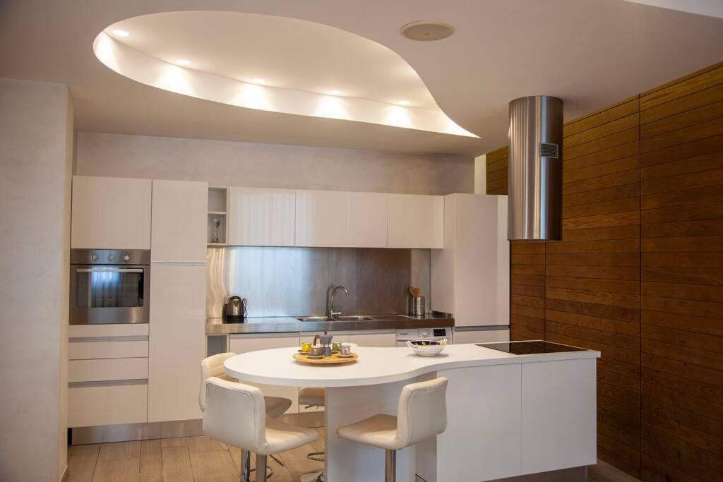 Appartamento Chic And Elegant Near Metro Station Roma