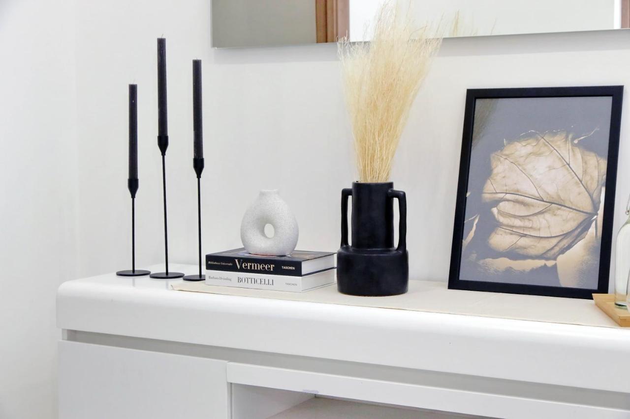 Modern Large In