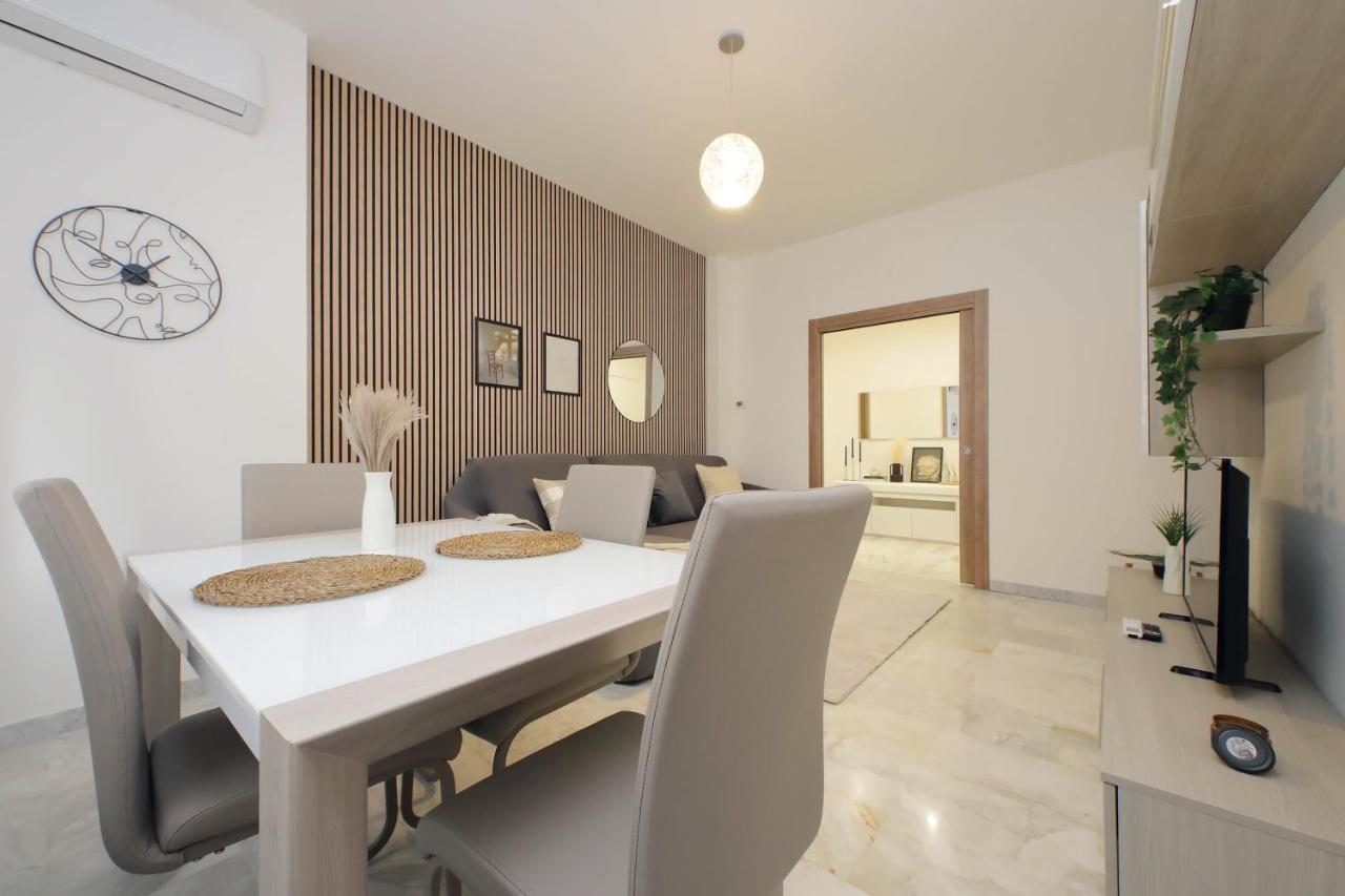 Appartamento Modern Large In *