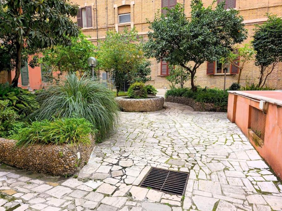 Domitia Vatican Luxury Apartment Rome