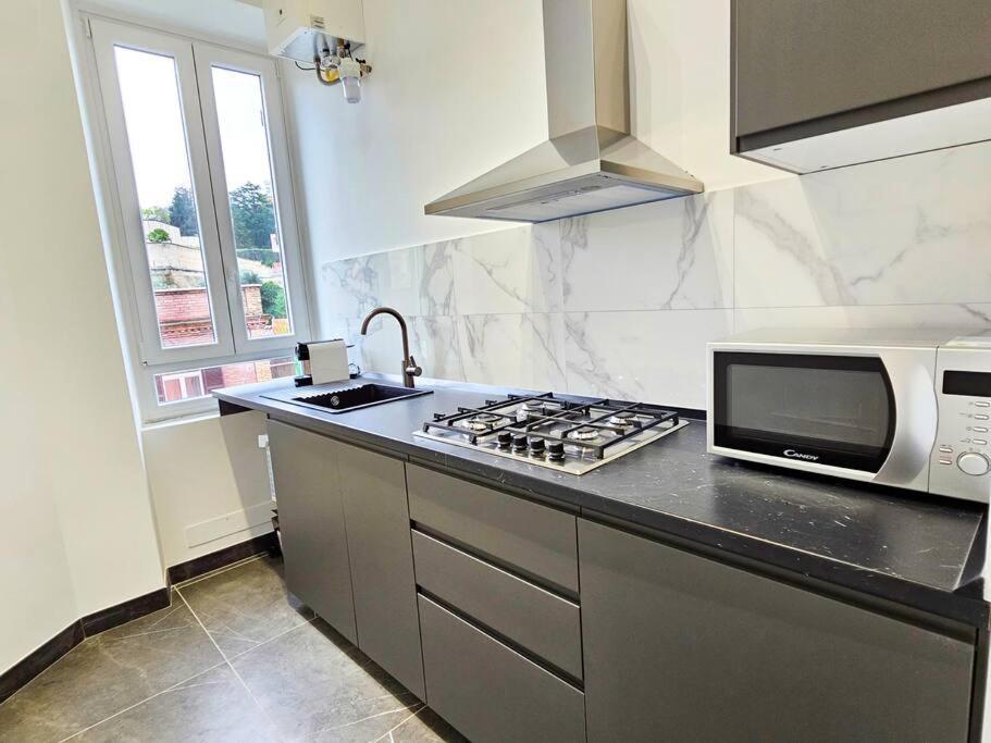 Apartment Domitia Vatican Luxury *