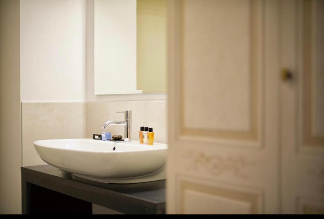 Bed & Breakfast Passeggiata Ripetta 25 Rome