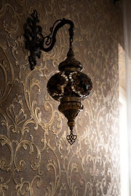 Merulana Penthouse: 5 Minutes Walk From Colosseum Appartamento *