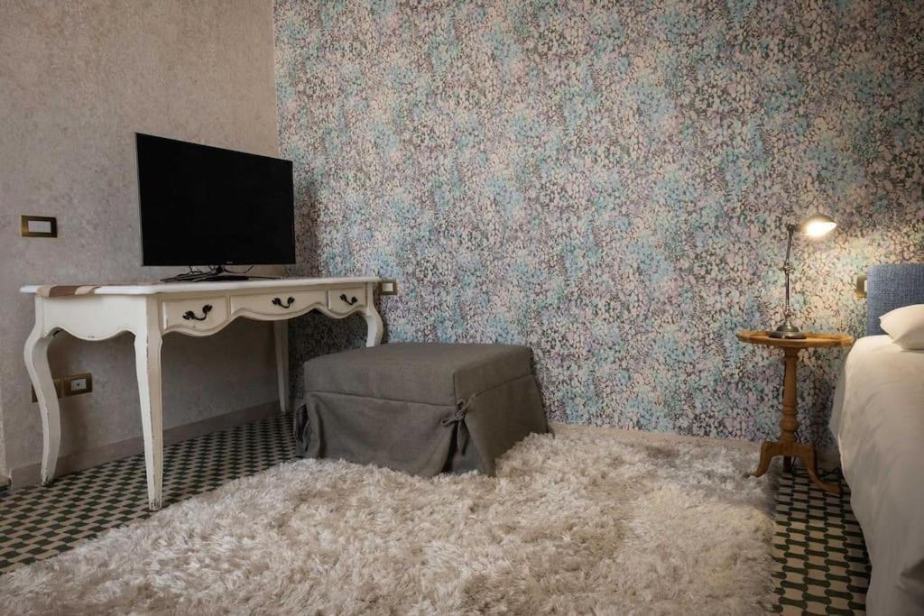 Appartamento Merulana Penthouse: 5 Minutes Walk From Colosseum