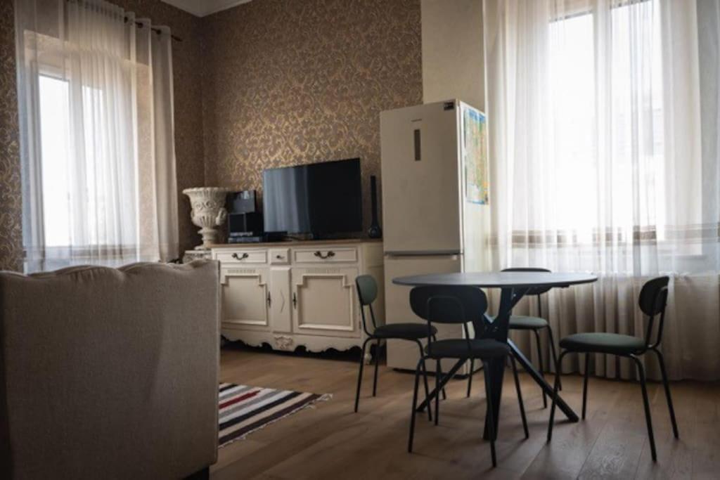 Appartamento Merulana Penthouse: 5 Minutes Walk From Colosseum *