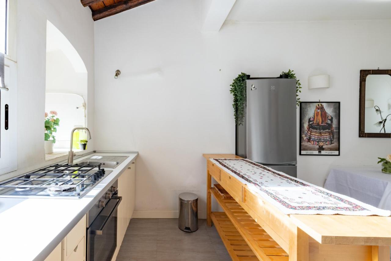 Loft In The Heart Of Rome, Steps To Spanish Steps Apartment
