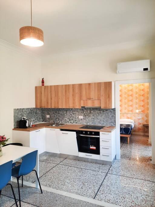 Romantica Lemon In San Giovanni Apartment Rome