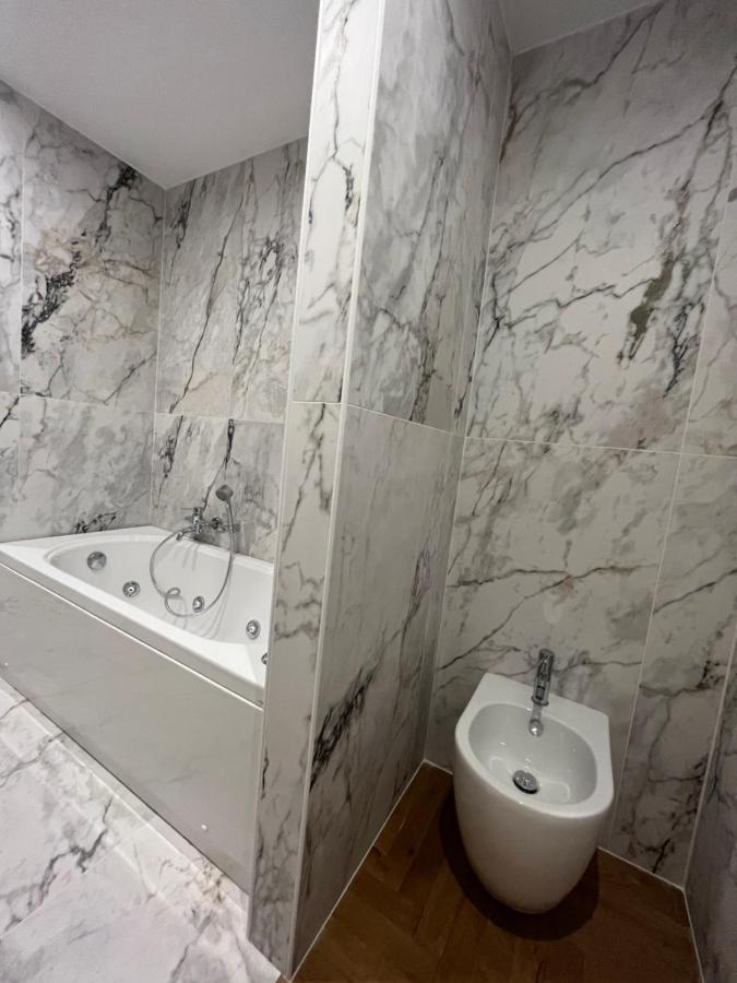 Savoia House, Modern Near Borghese Appartamento *