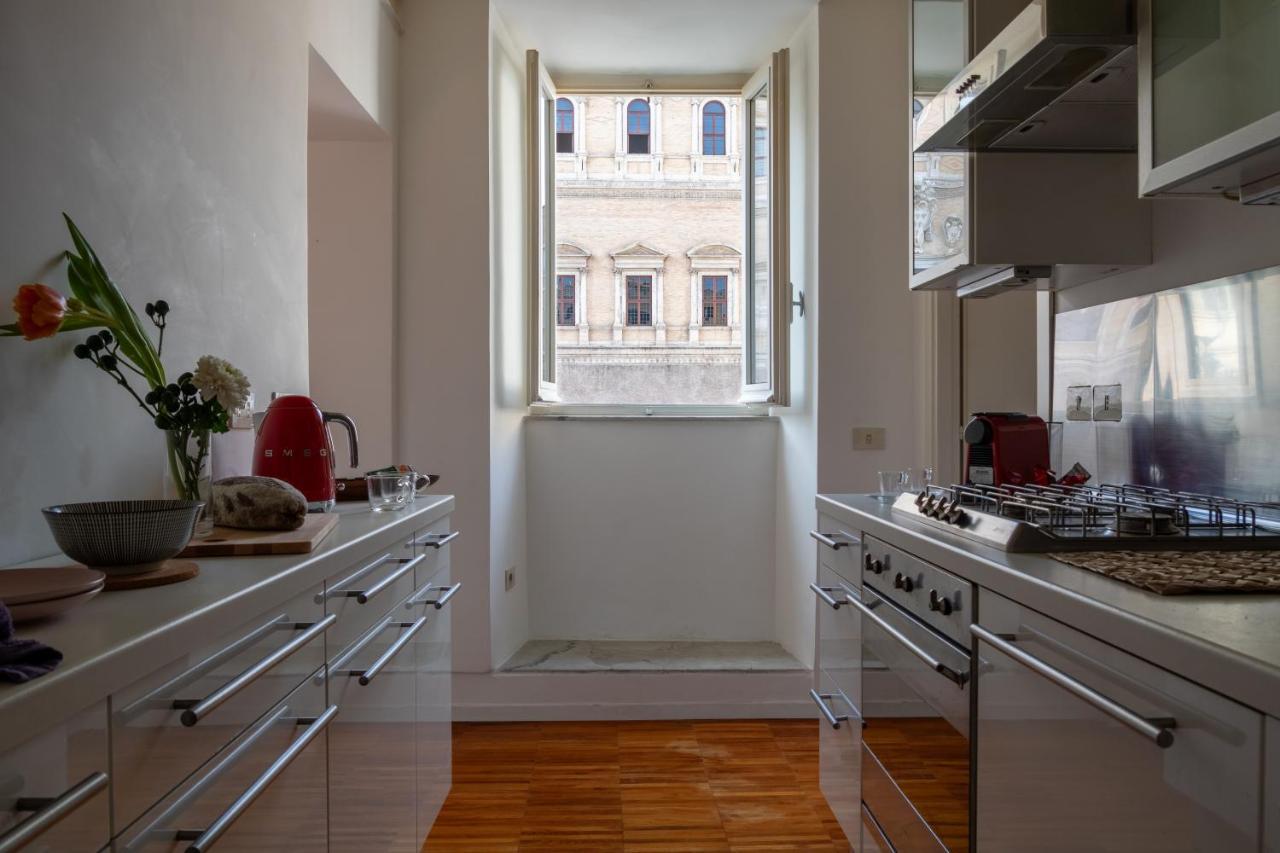 Casa Cristina In Piazza Farnese Roma