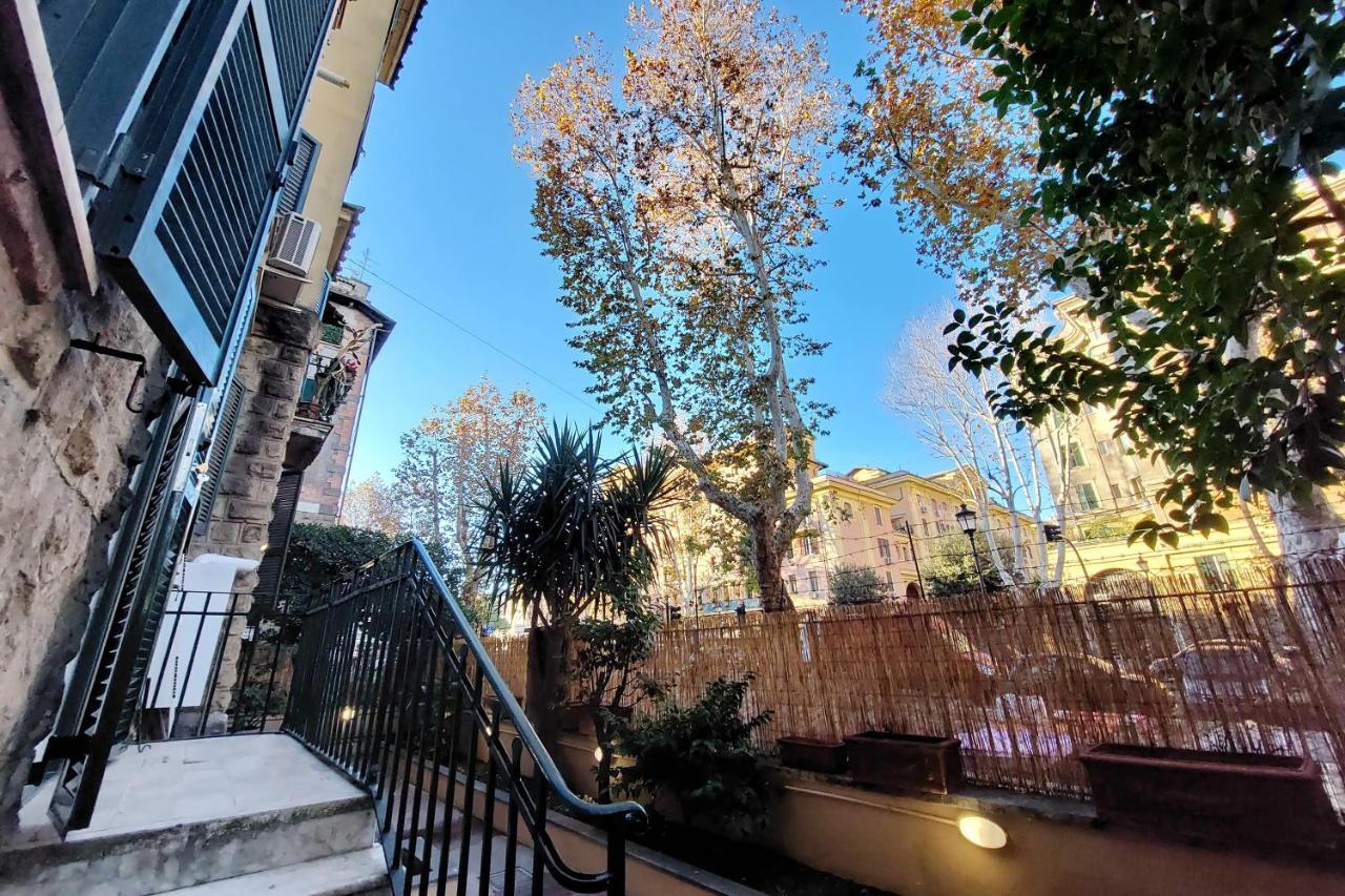 Ych-brand New Vatican Flat With Terrace Apartment