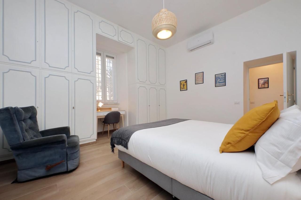 Ych-brand New Vatican Flat With Terrace Apartment