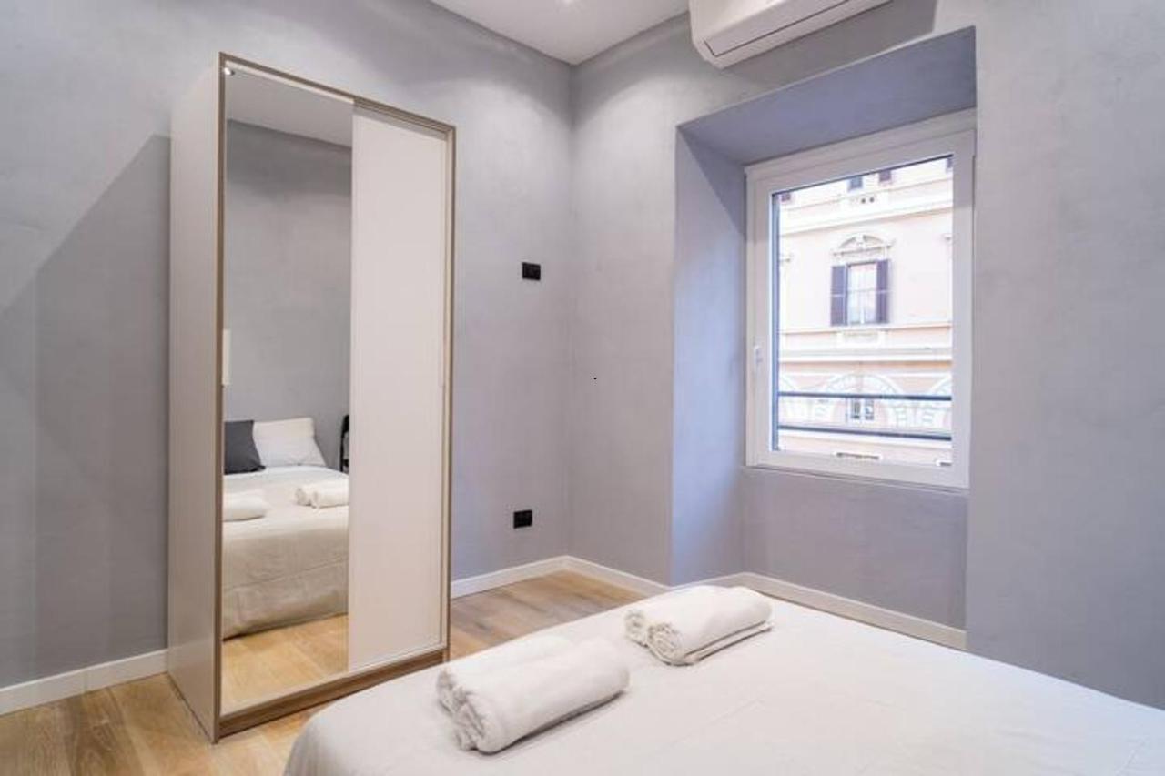 Simona's Vatican Buddyrent Apartment
