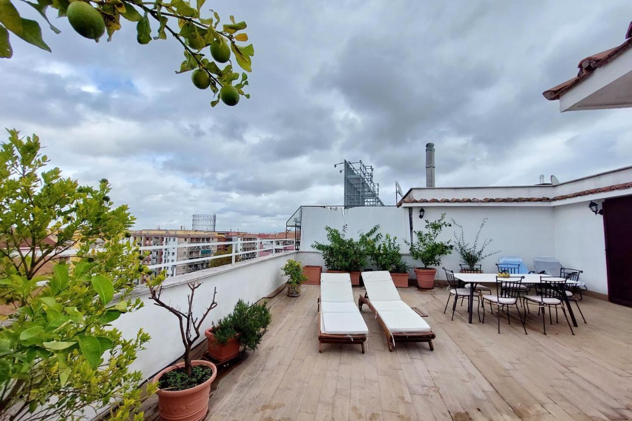 Appartamento Ych-elegante Attico Vicino Marconi Roma