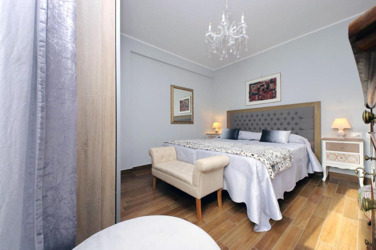 Ych-elegante Attico Vicino Marconi * Roma