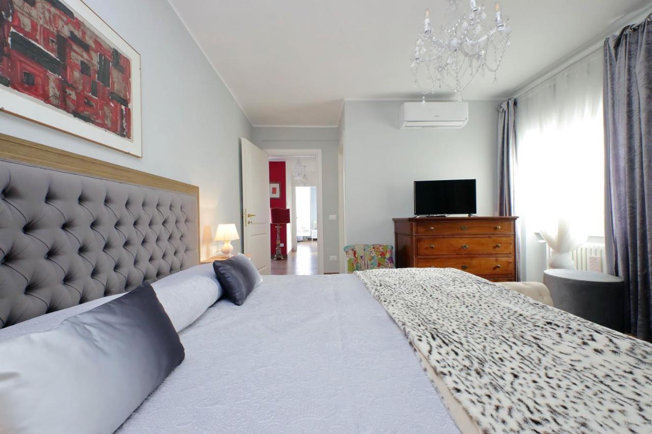 Appartamento Ych-elegante Attico Vicino Marconi Roma
