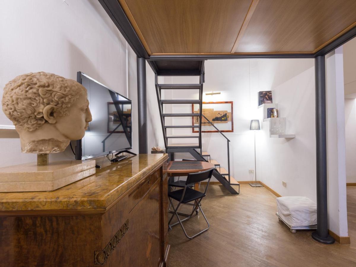 Spanish Steps Frezza Loft Roma