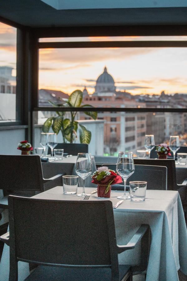Twentyone Hotel 4*