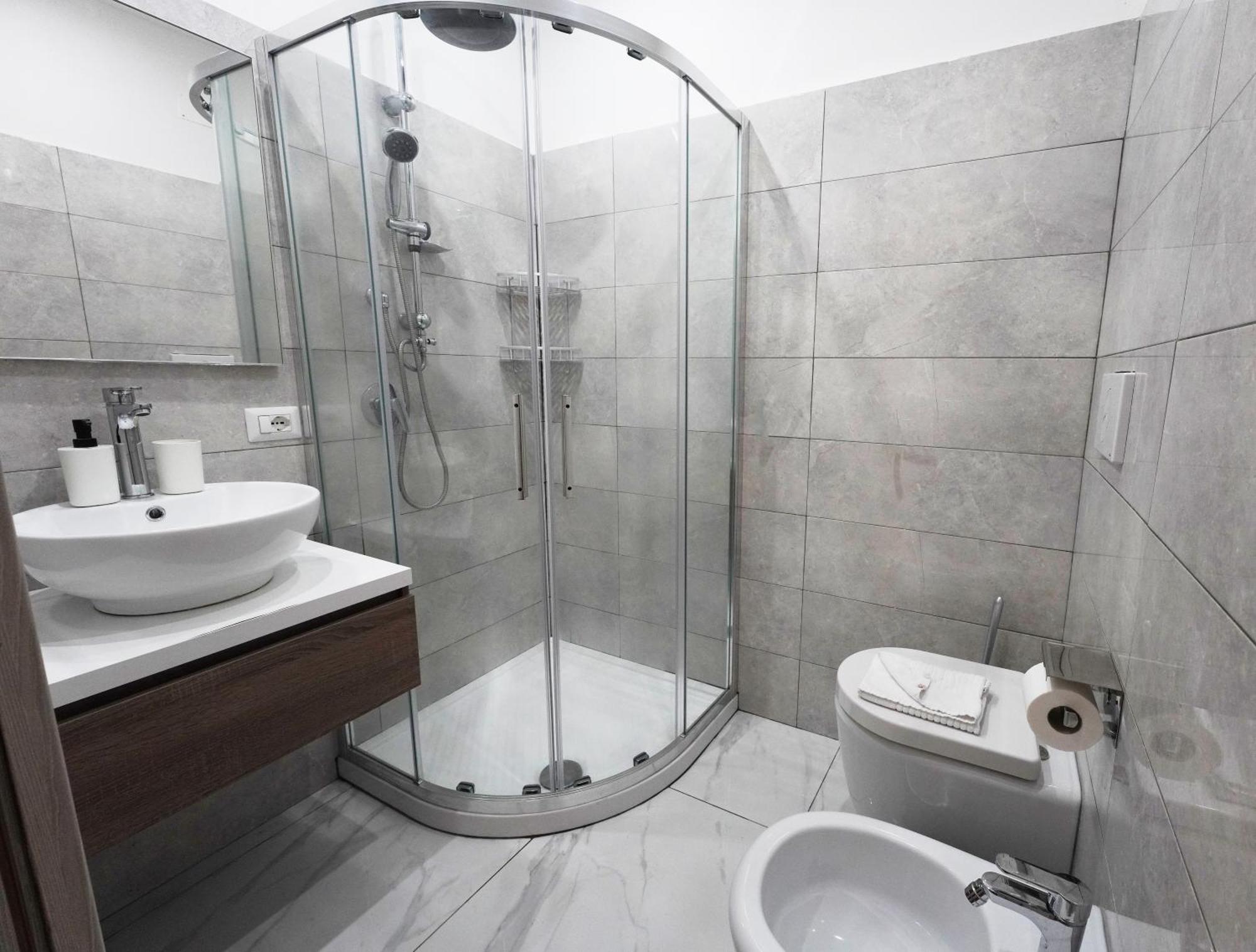 Cicero Center Guest house