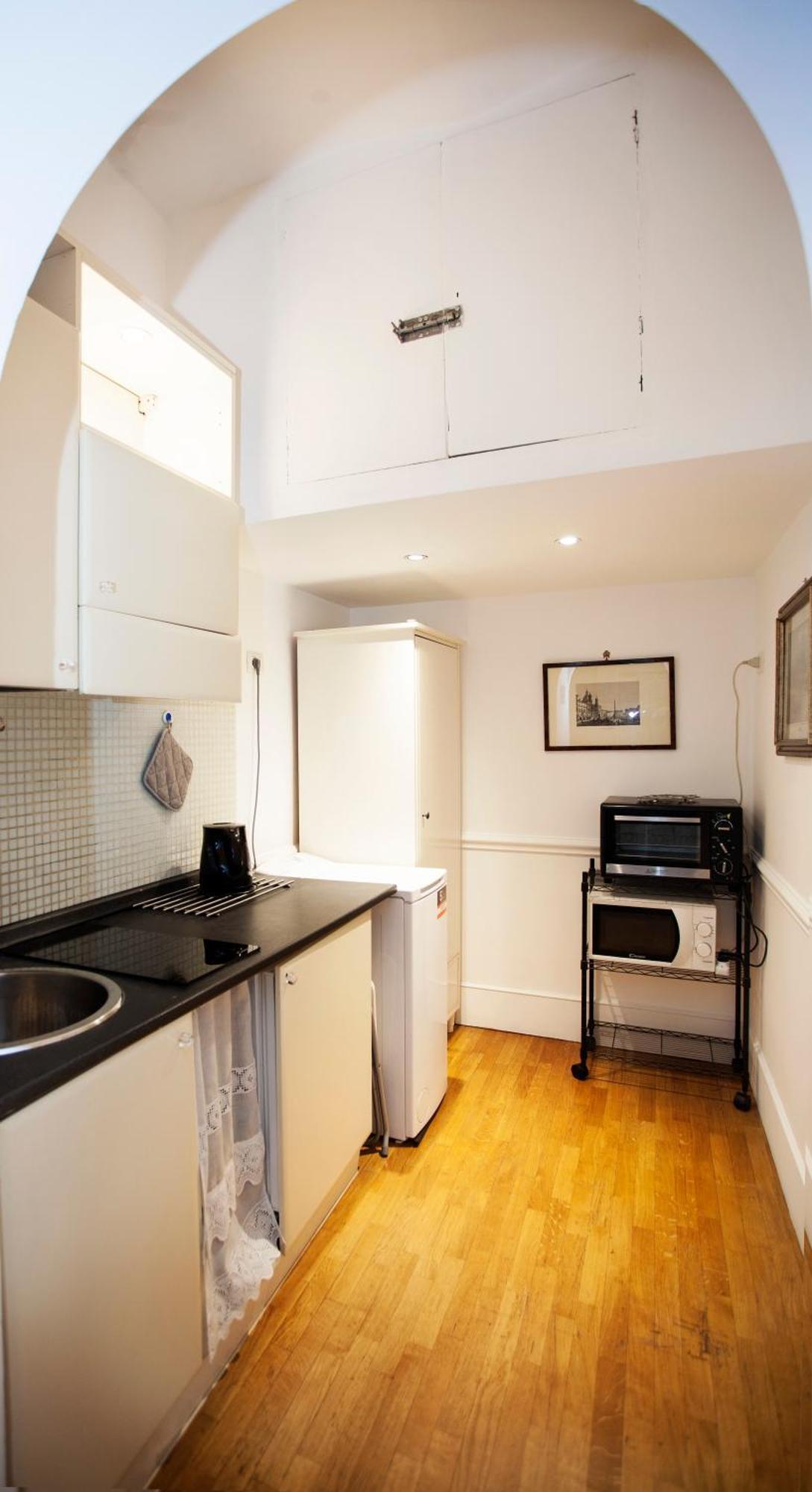 Martina House Bed & Breakfast 3*