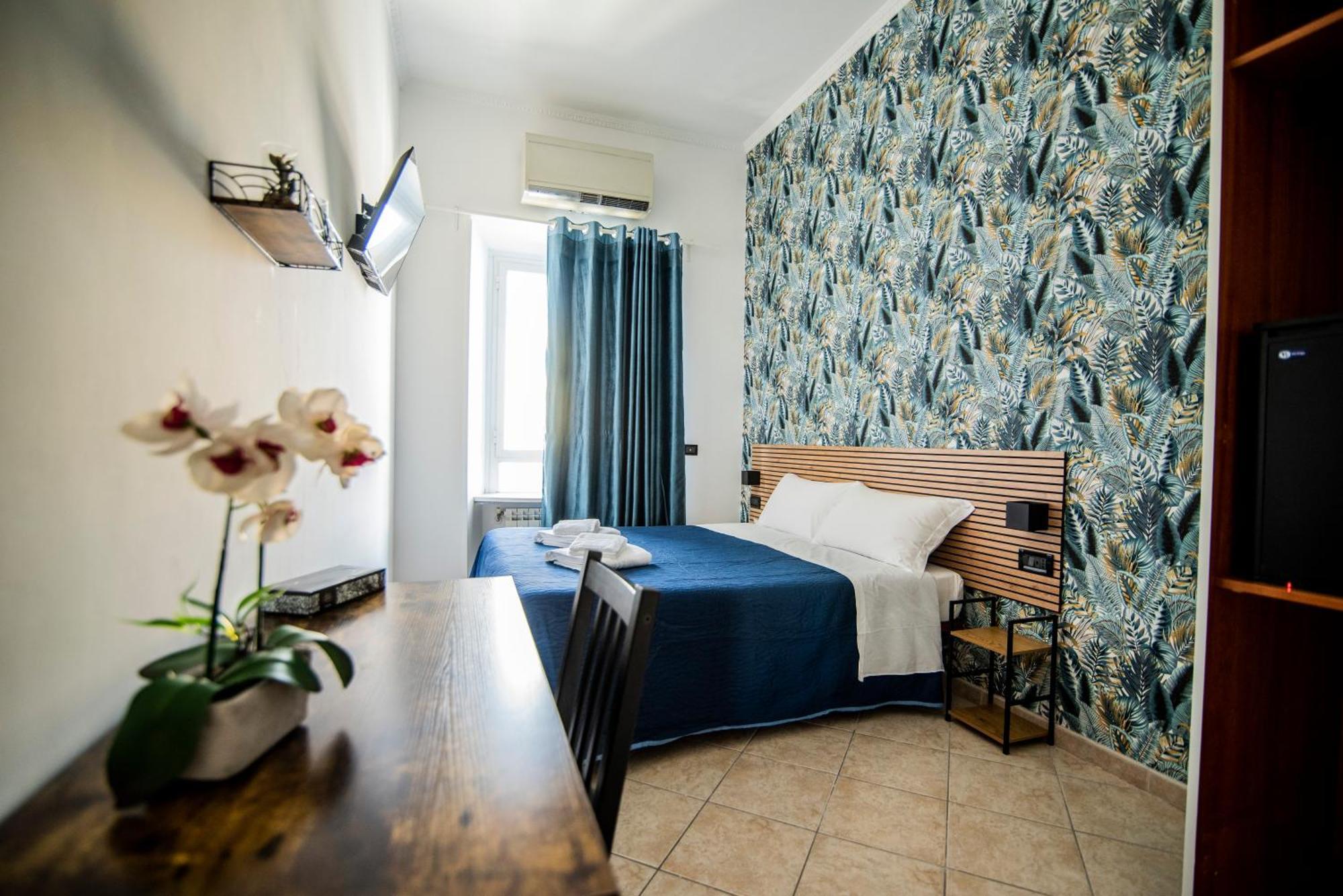 Dell'urbe 2* Rome
