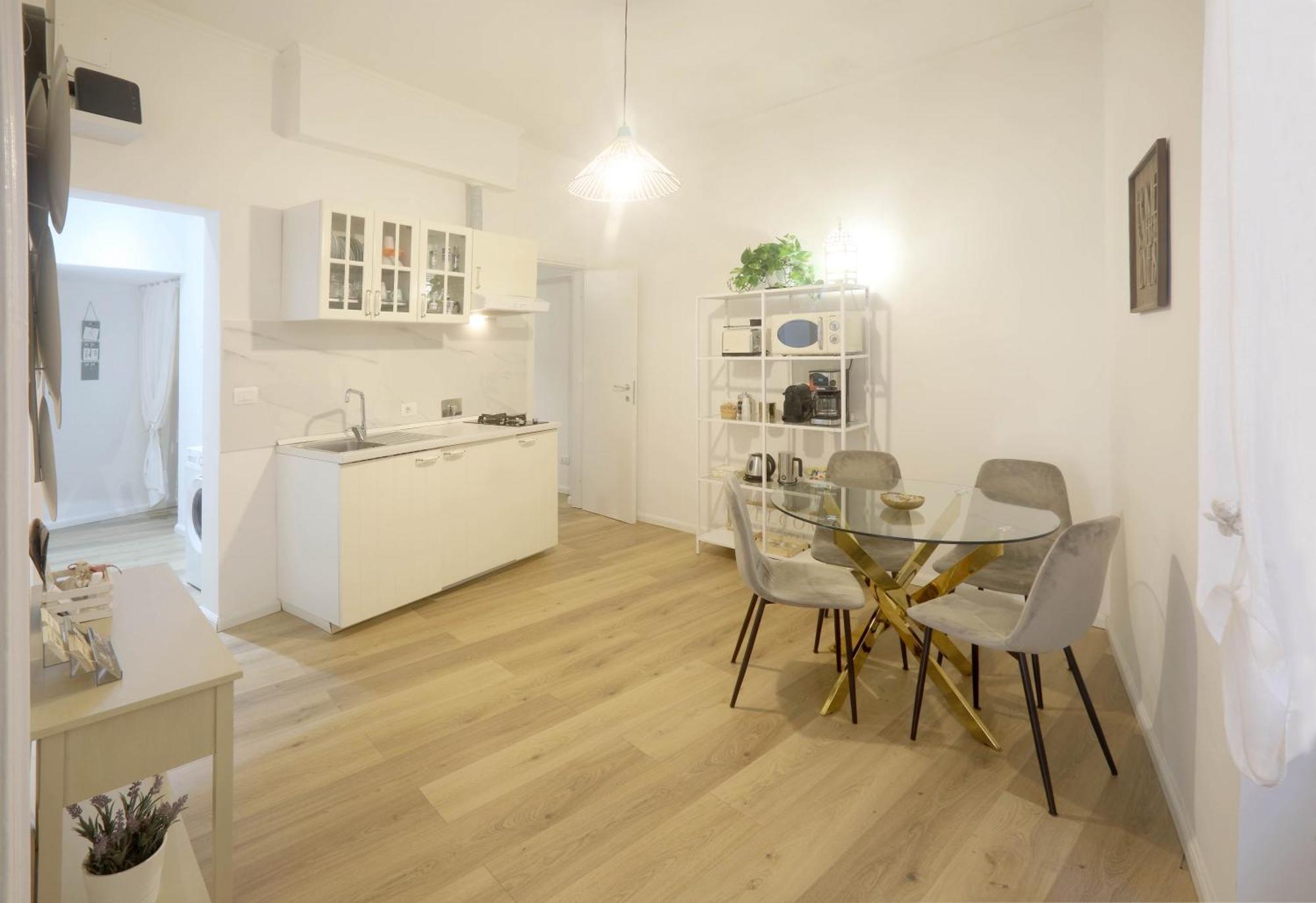 Buongiorno Colosseo Apartment *