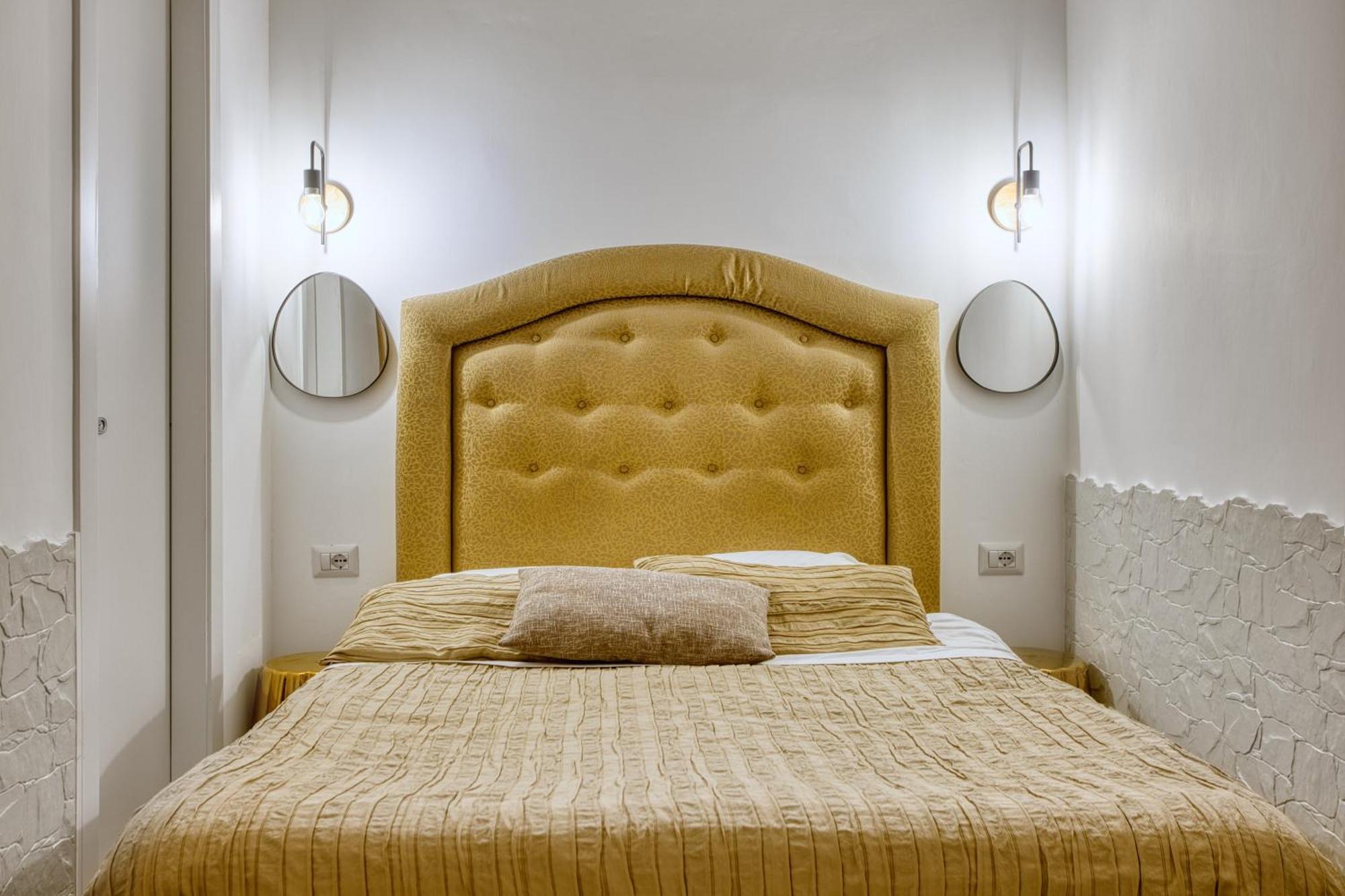 Mini Loft Capocci - Rione Monti Guest house