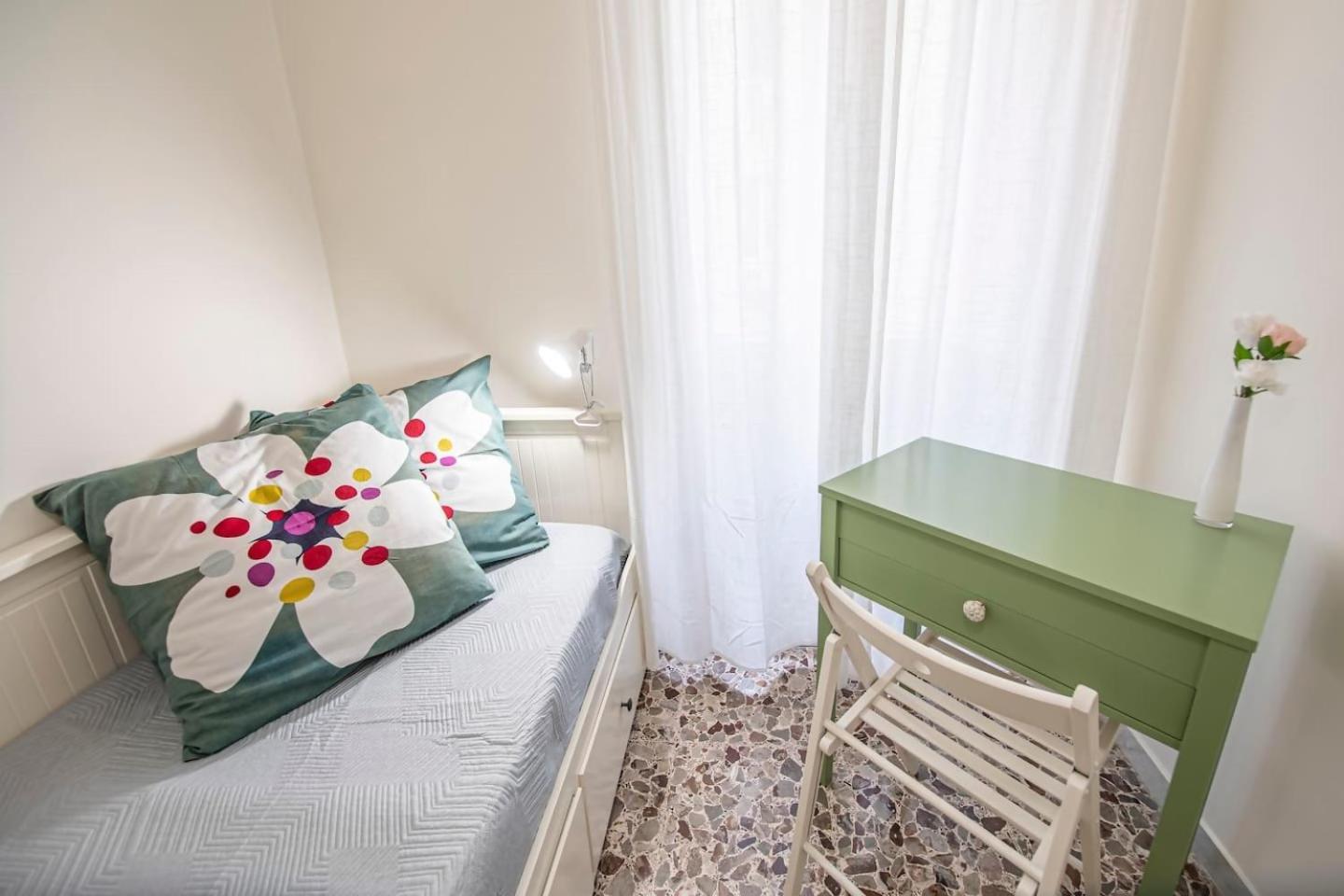 Apartment Rose Nel Cuore Di Rome