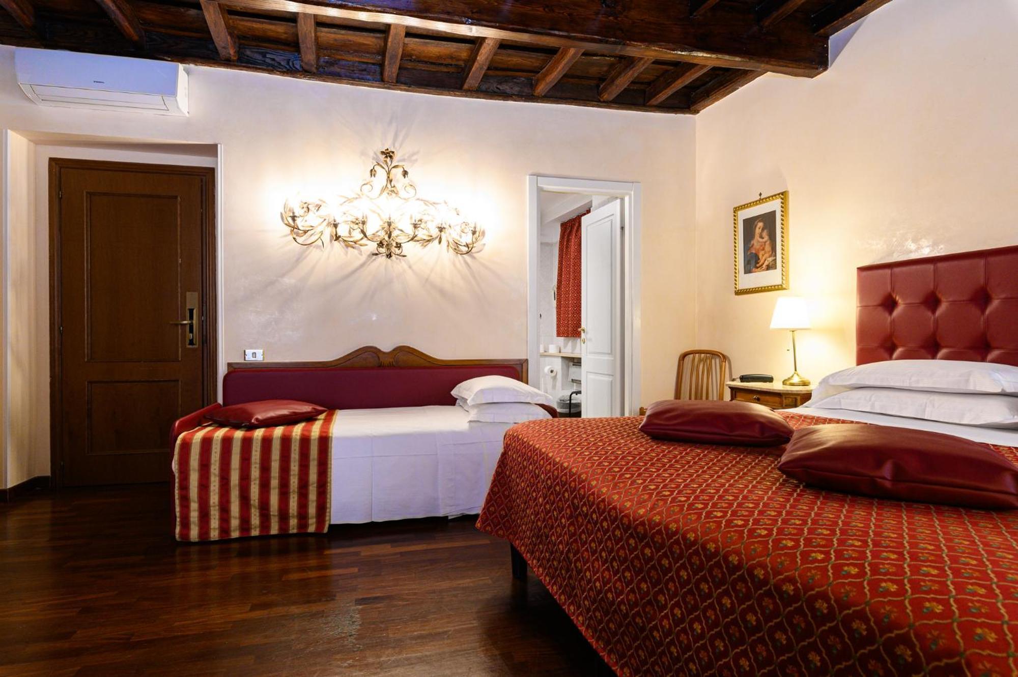Domus Julia 3* Rome