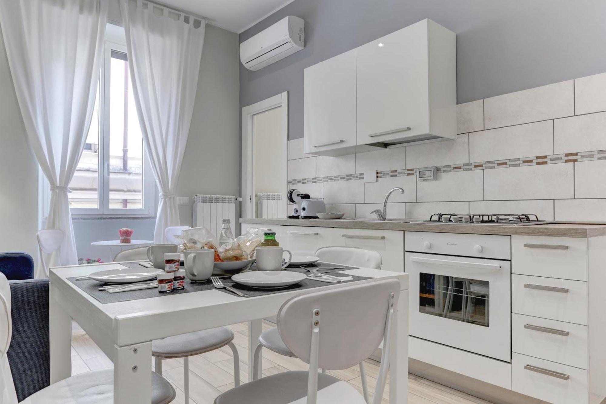 Santi Quattro - Colosseo Apartment Rome