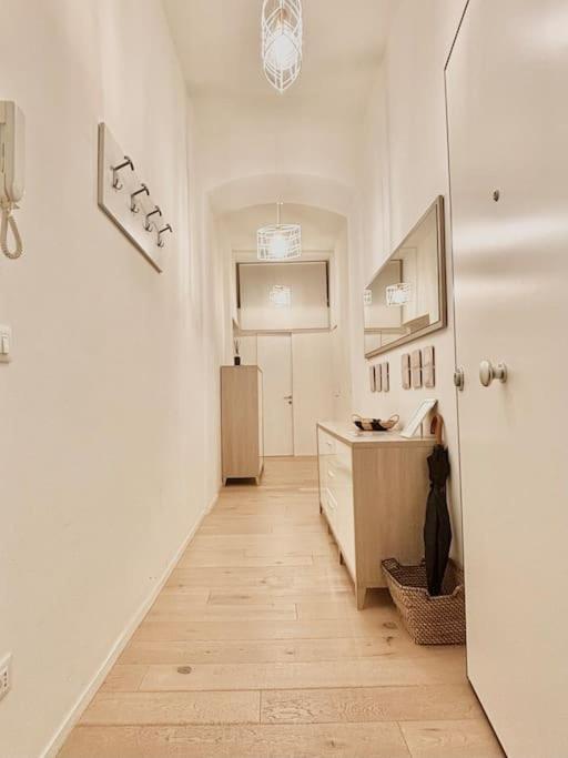 Ovidio Luxury * Rome