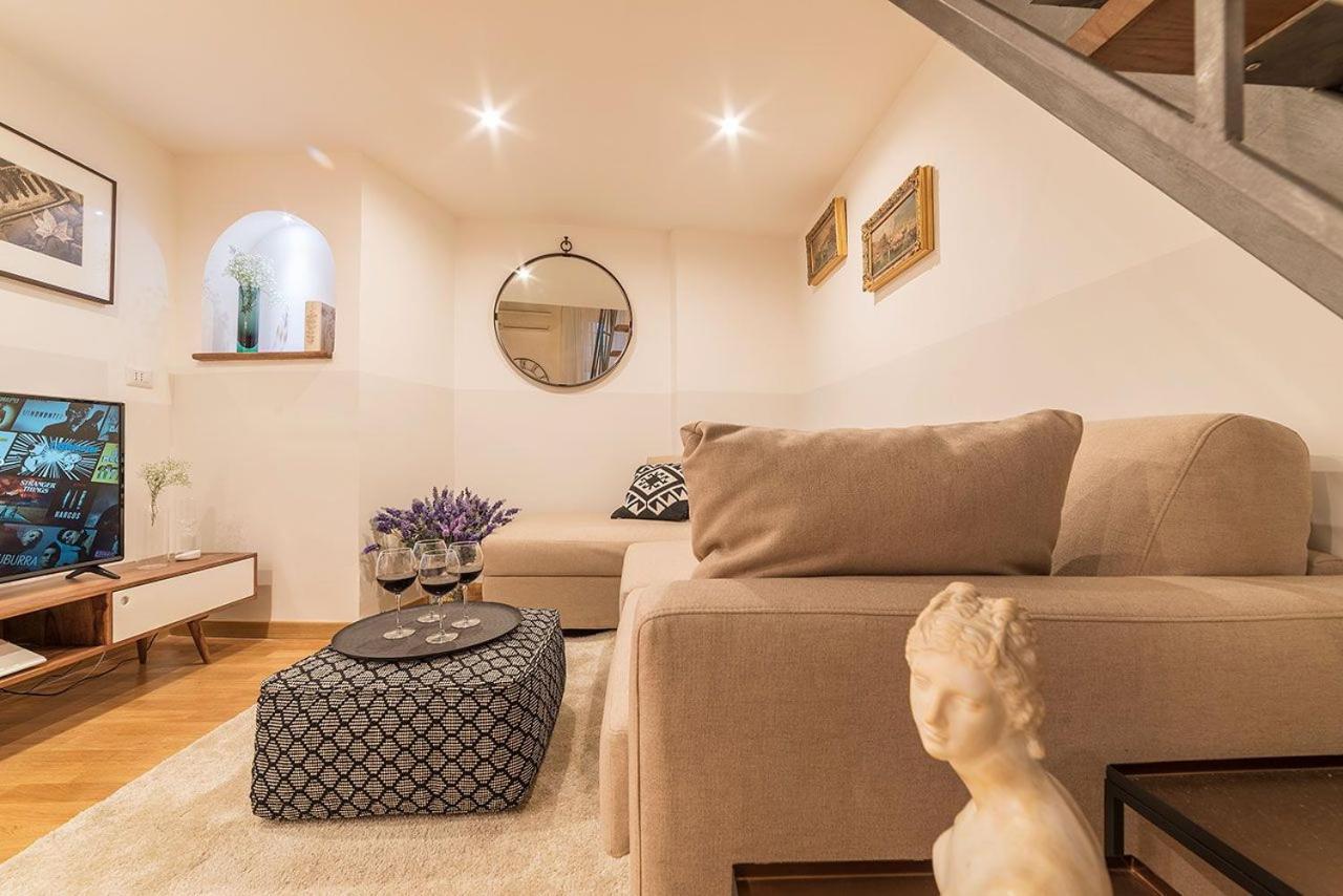 Apartment Campo De' Fiori 35 Rome