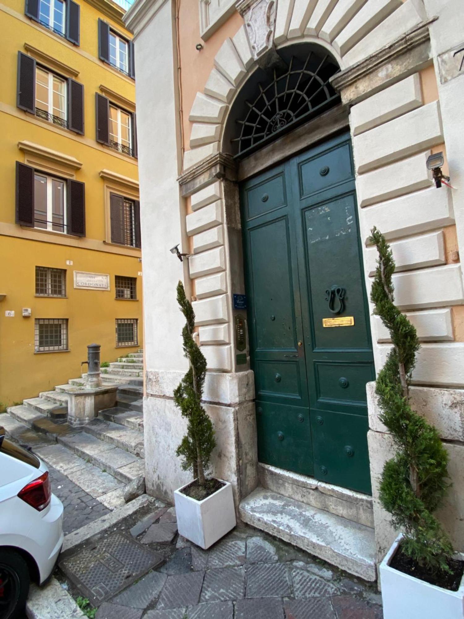 Guest house Trevi Steps *