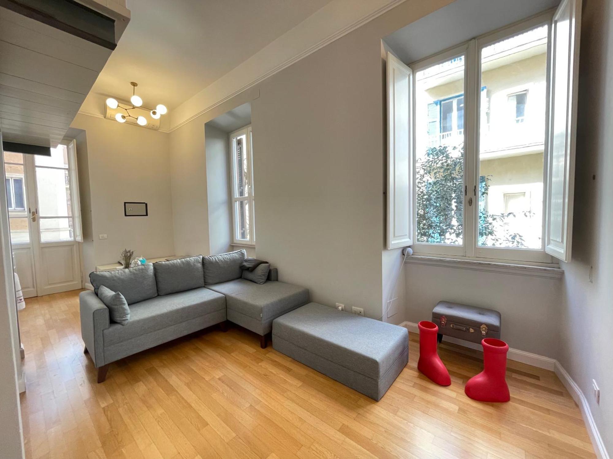 Borghese & Albani - Luxury Loft Roma
