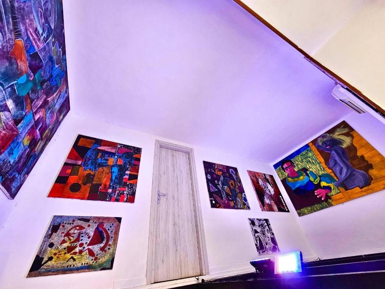 L'atelier ~ Mostra Sospesa Appartamento