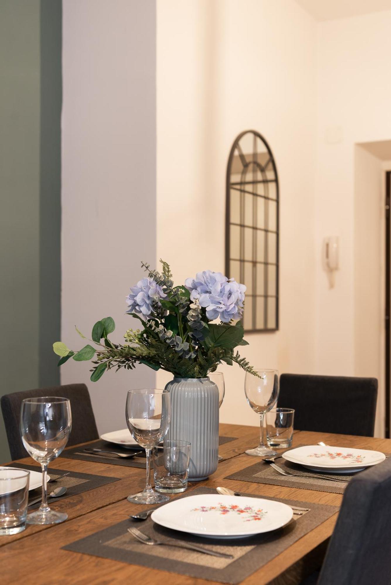 Piacentino Homes Re Di
