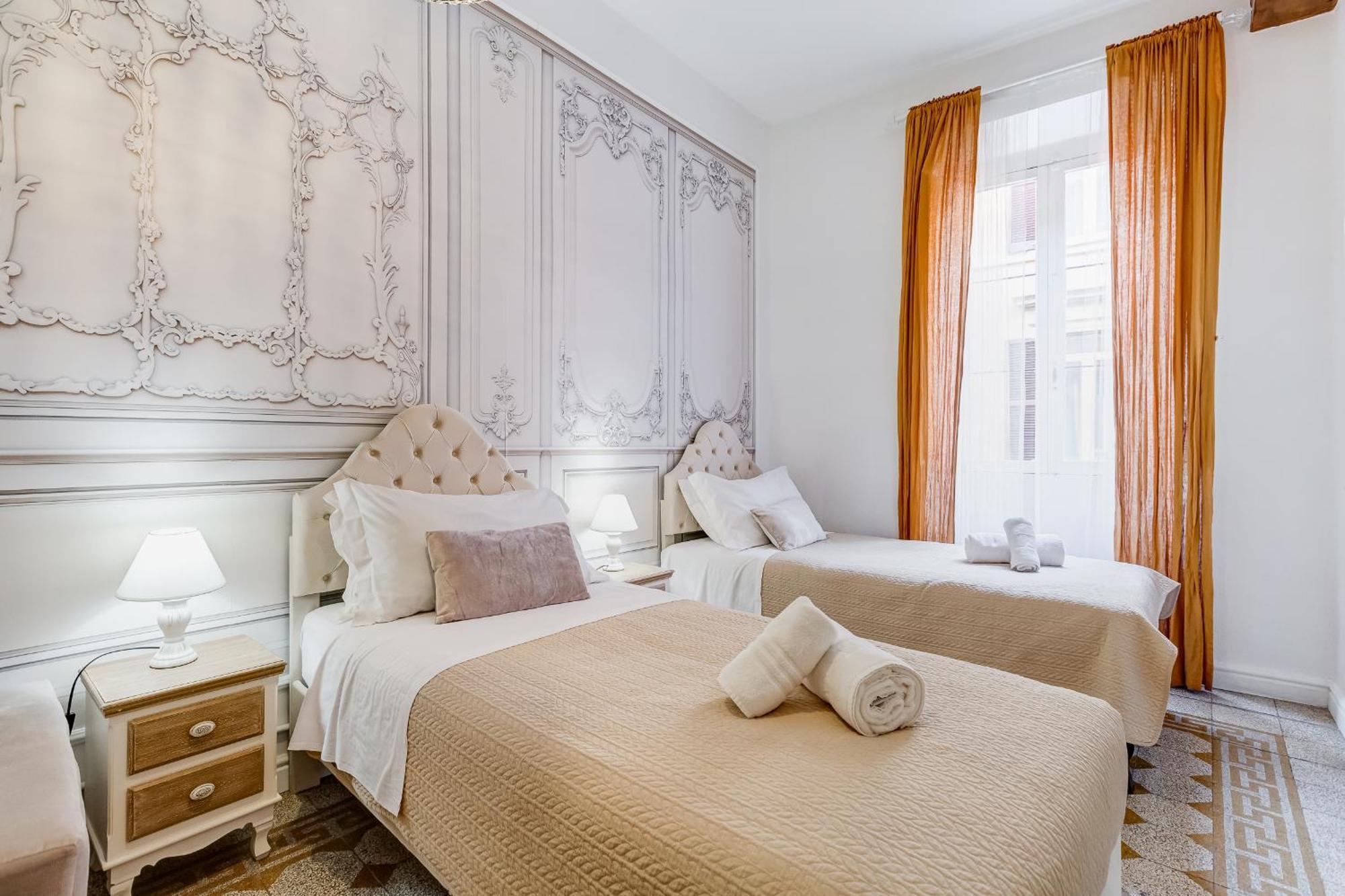 Spanish Square - Romedreamhome Apartment