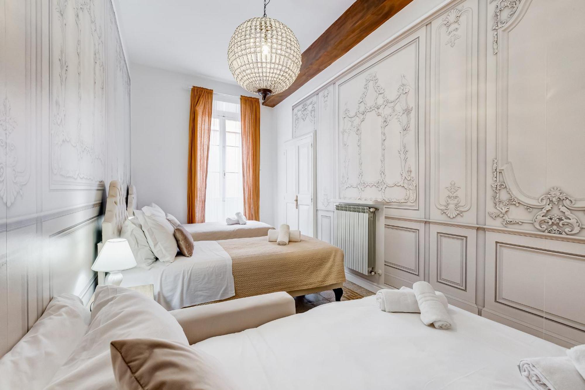 Apartment Spanish Square - Romedreamhome *