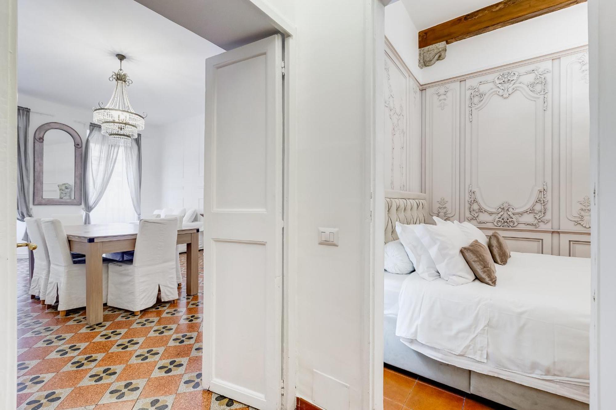 Spanish Square - Romedreamhome Apartment